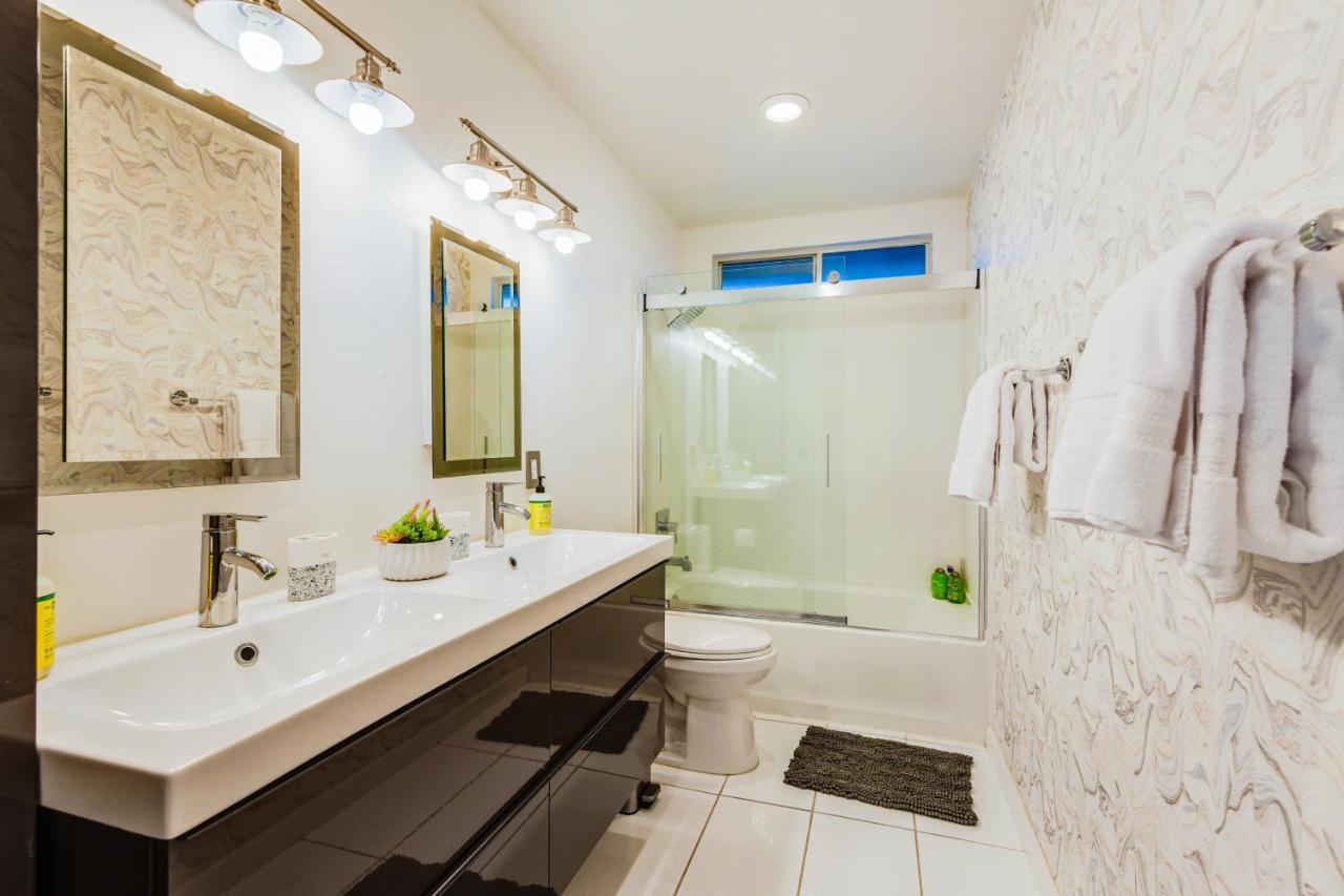 Desert Pool House: Sun, Swim, Sip & Stay Indio Exterior photo