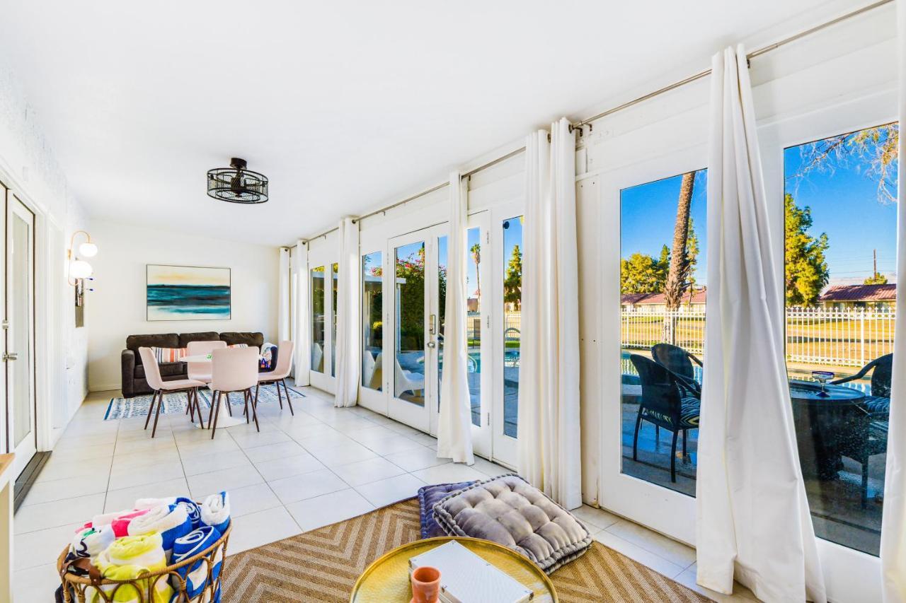Desert Pool House: Sun, Swim, Sip & Stay Indio Exterior photo
